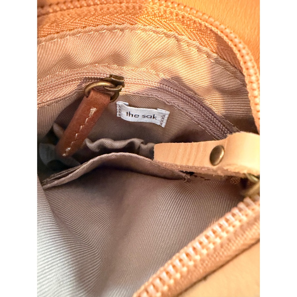 The Sak Leather Crossbody Bag Tan Whipstitch Boho Small Bucket Purse - Picture 6 of 6